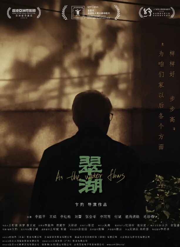 纯情学生妹贵在真实还不大会打扮的脱光衣服第二炮穿个白丝袜被大叔狠操好难受的样子没有什么性爱经验 - 外约P服务